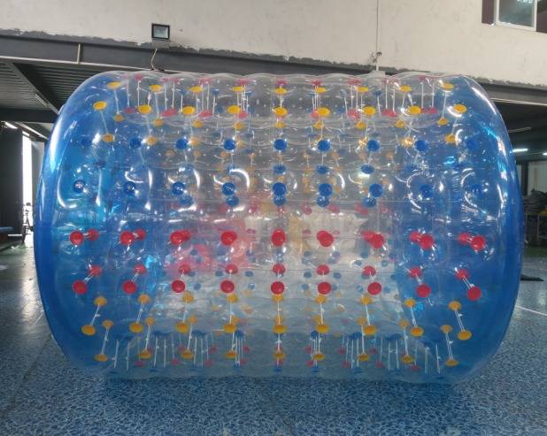 Zorb Cylindrique gonflable en vente à Lyon 